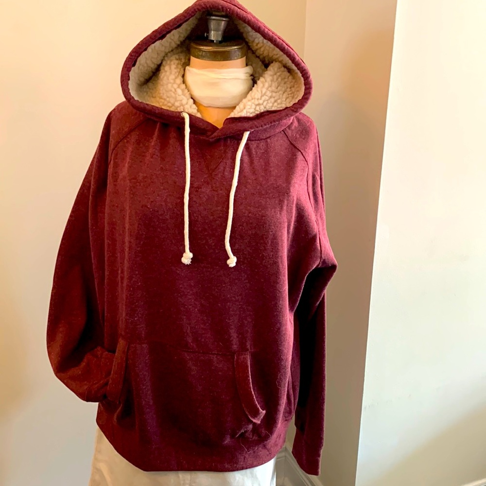 2 for $15 bundle Blue notes unisex burgundy hoodie like new. Fleece lined hood